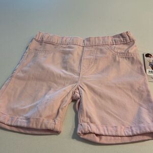 Levi girlfriend midi shorts size 6